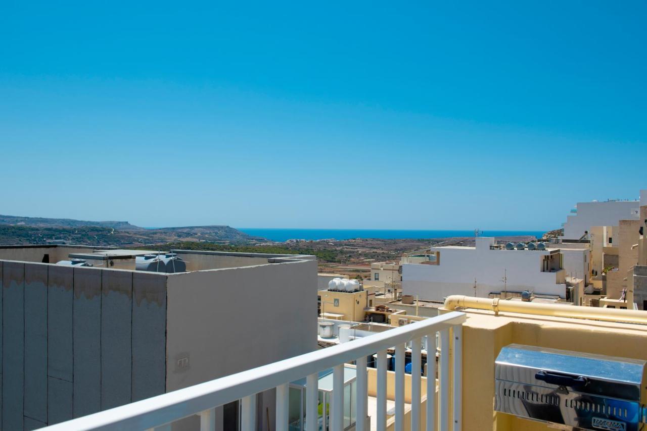 Summer Breeze Apartment With Panoramic Terrace - By Getawaysmalta Mellieha Luaran gambar